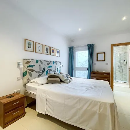 - Leisure & Live Apartmán *